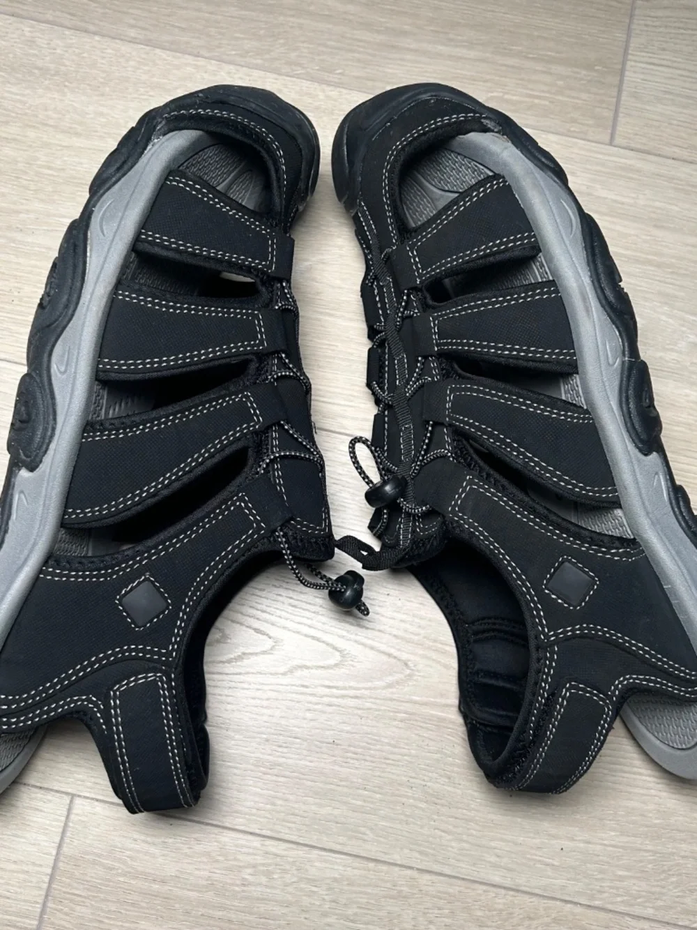 Men's Hiking Rugged Water Shoes Black Gray Outdoor Size 13